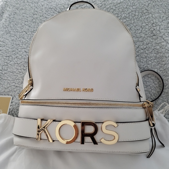 Michael Kors Rhea backpack - Picture 1 of 11